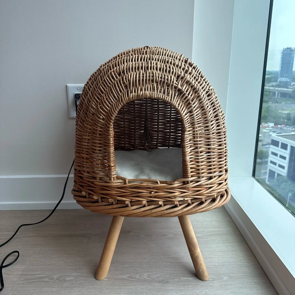 Vine cat bed